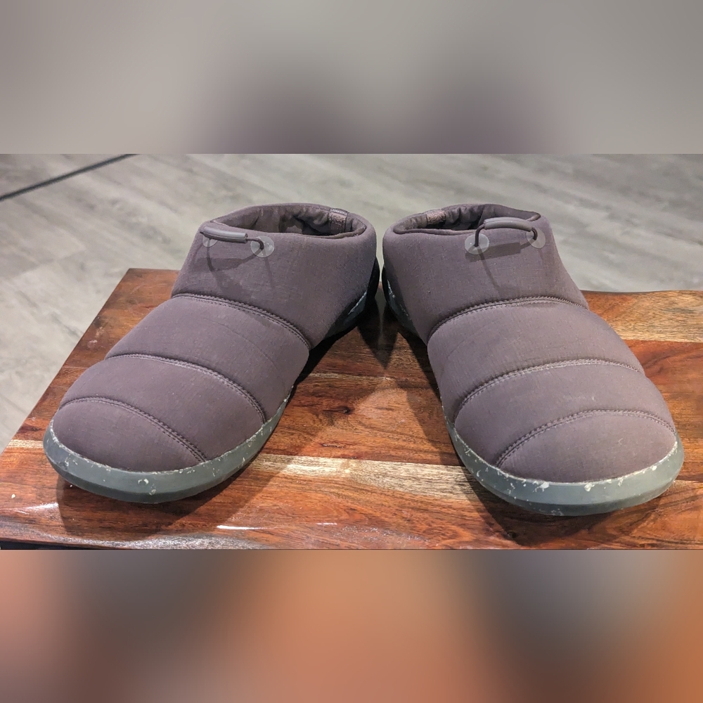 REI Camp Dreamer Unisex Slip-ons